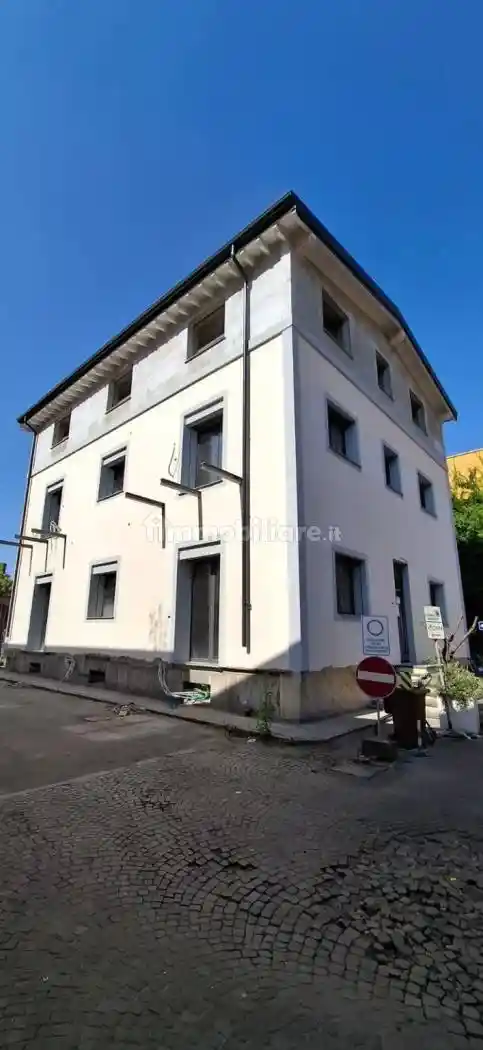 Trilocale via Enrico Cosenz 44, Bovisa, Milano - foto 4