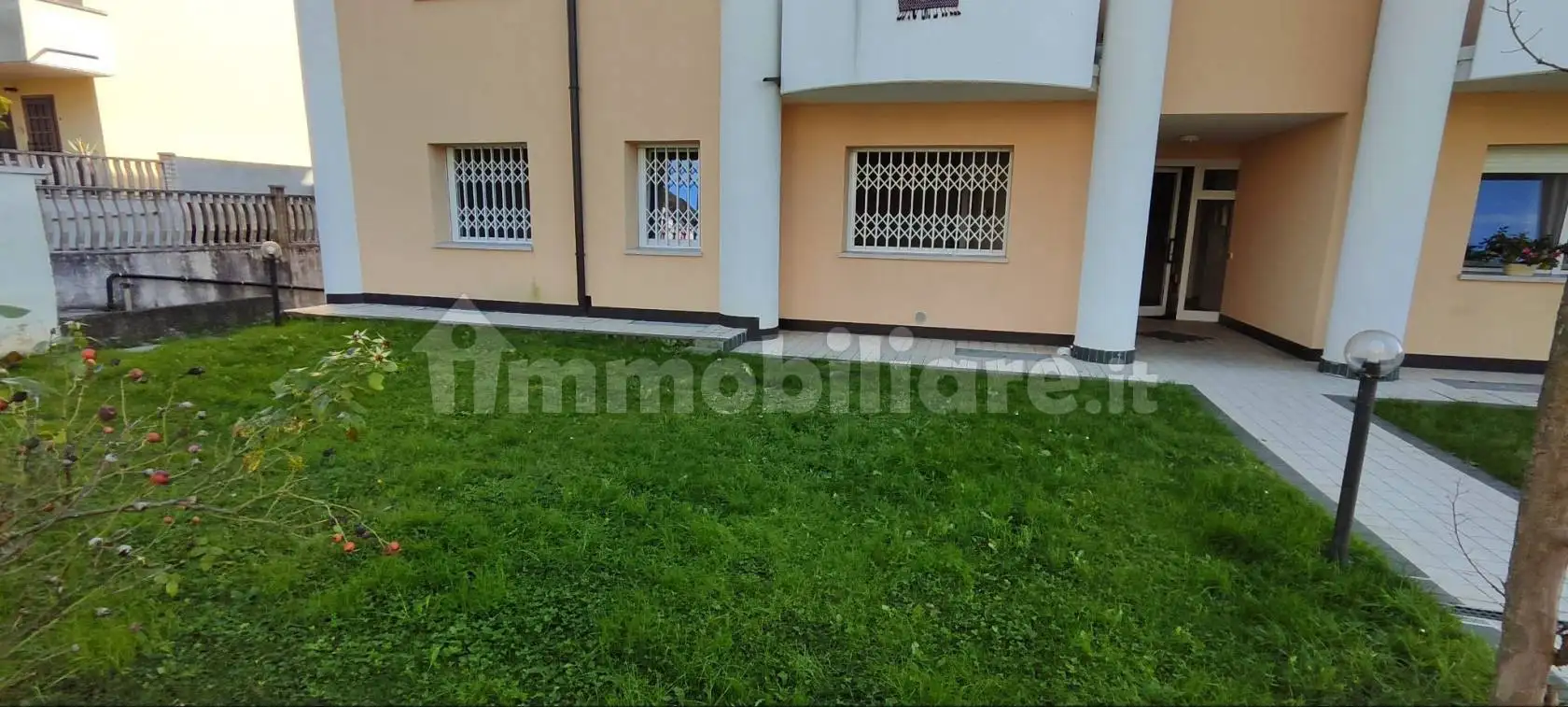 Trilocale via Istrana, Caldogno Rettorgole Cresole, Caldogno - foto 2