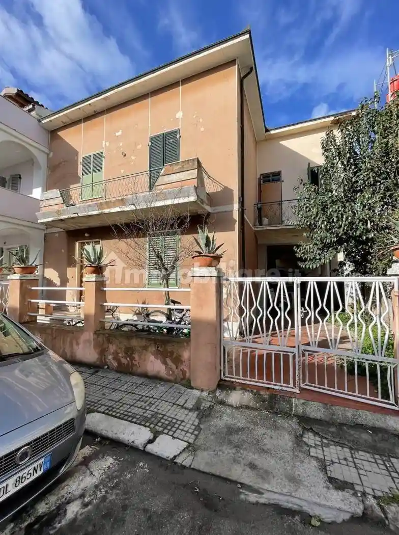 Appartamento in vendita a Follonica