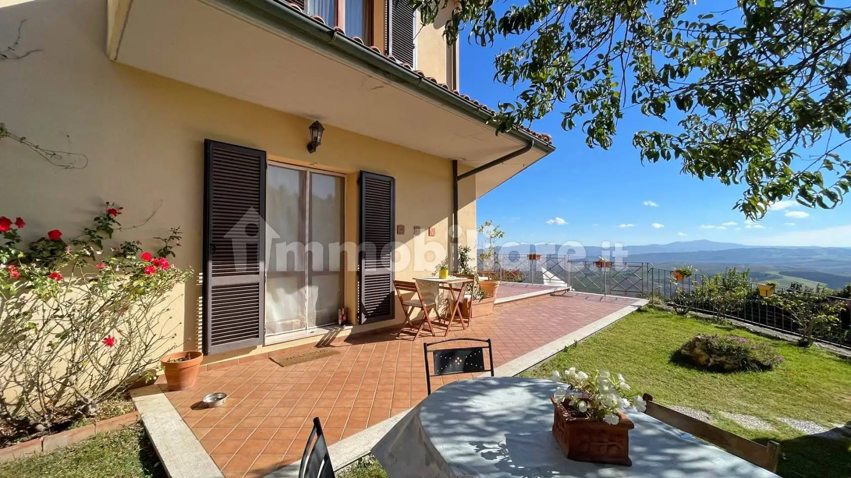 Villa in vendita a Castiglione d'Orcia