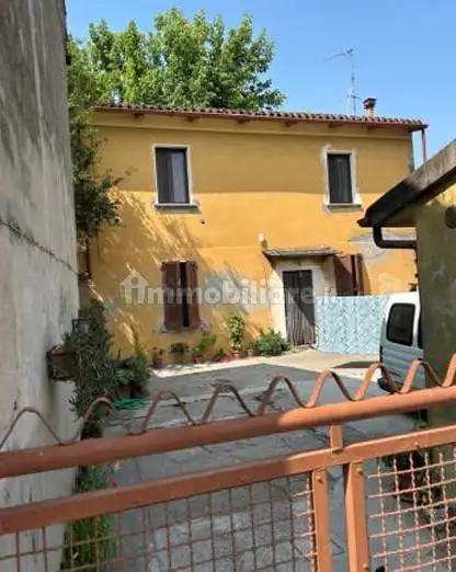 Casa indipendente in asta a Gussola