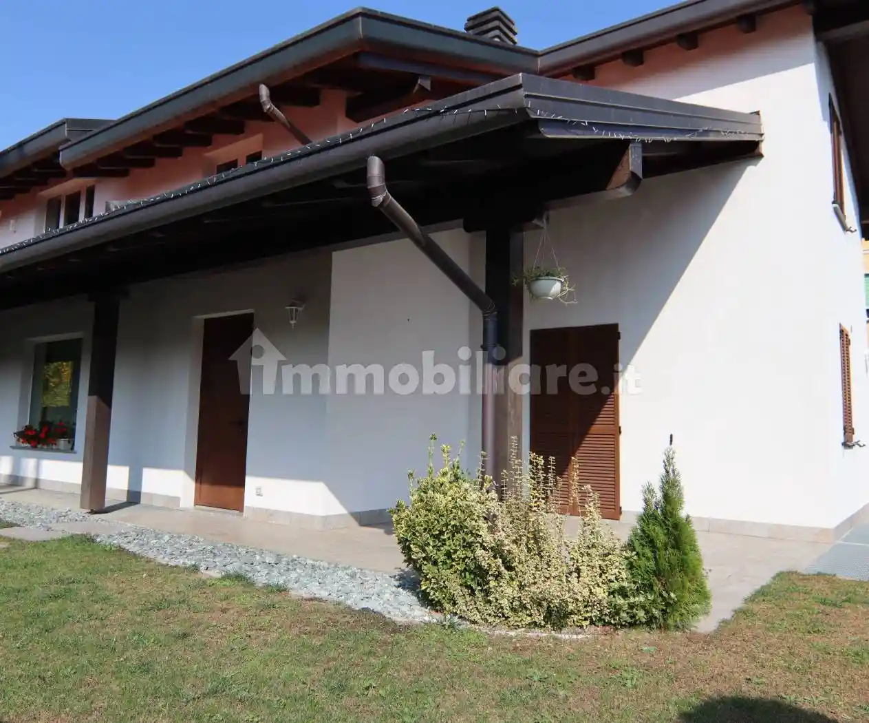 Villa bifamiliare 223 m², Faloppio - foto 3
