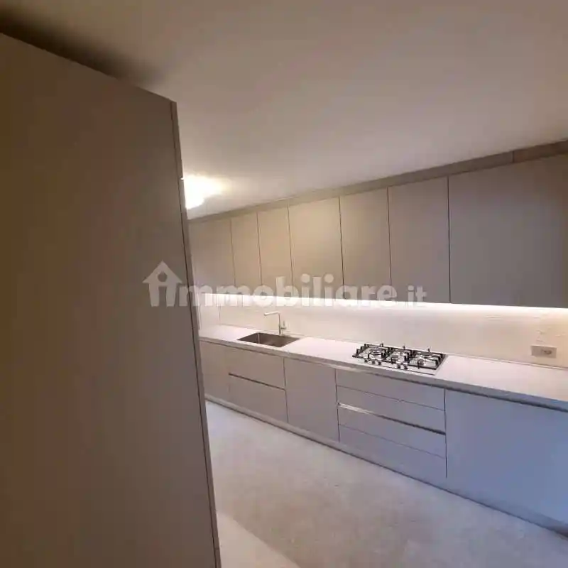 Villa unifamiliare via Capitelvecchio, Centro, Bassano del Grappa - foto 5