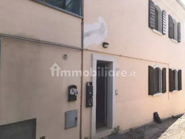 Palazzo - stabile all'asta Fraz. Pesina, via Corrubio, 73, Caprino Veronese - foto 2