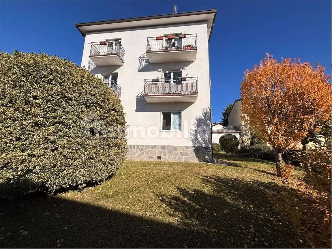 Appartamento in affitto a Casciago