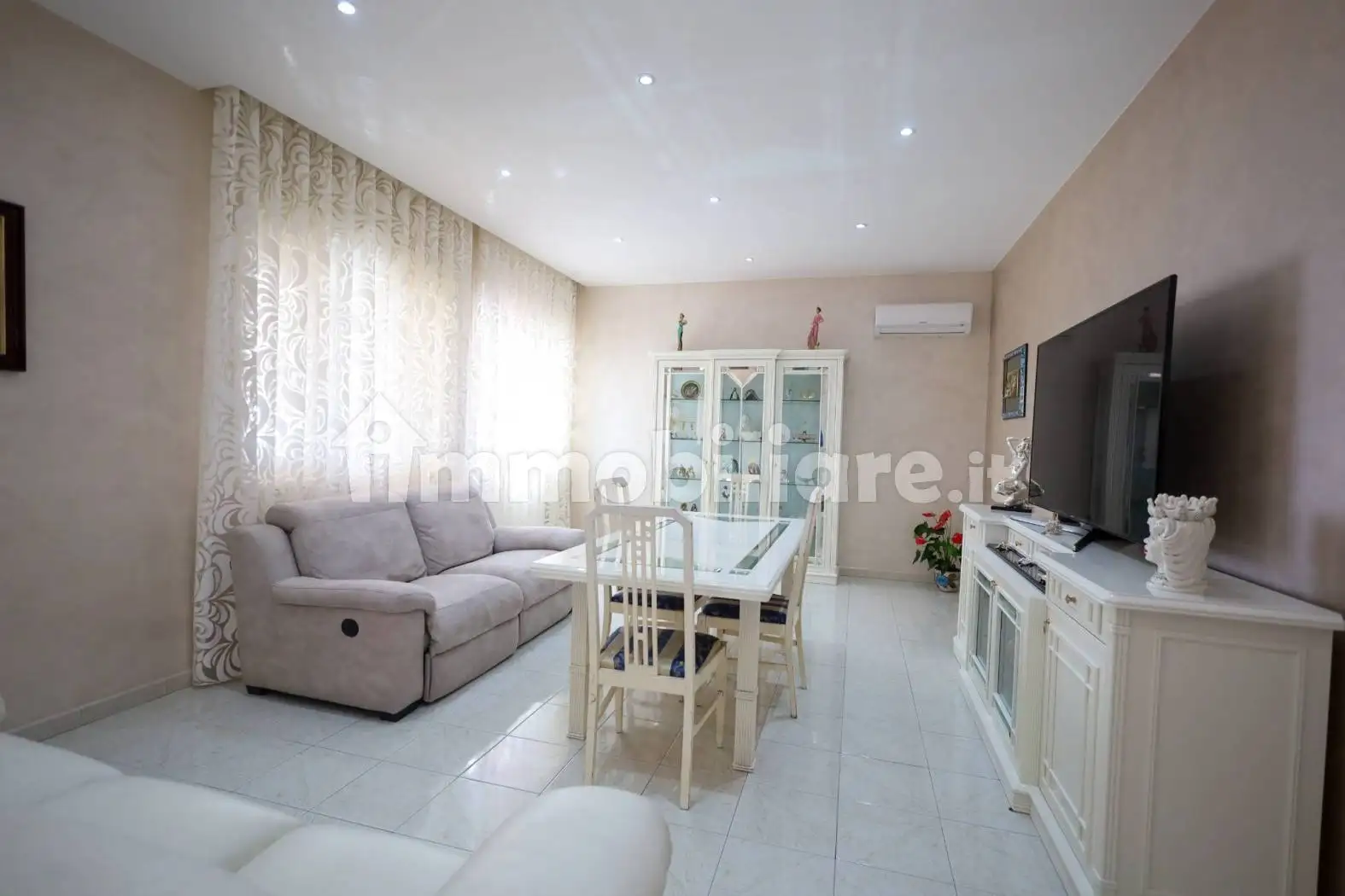 Villa in vendita a San Pietro Clarenza