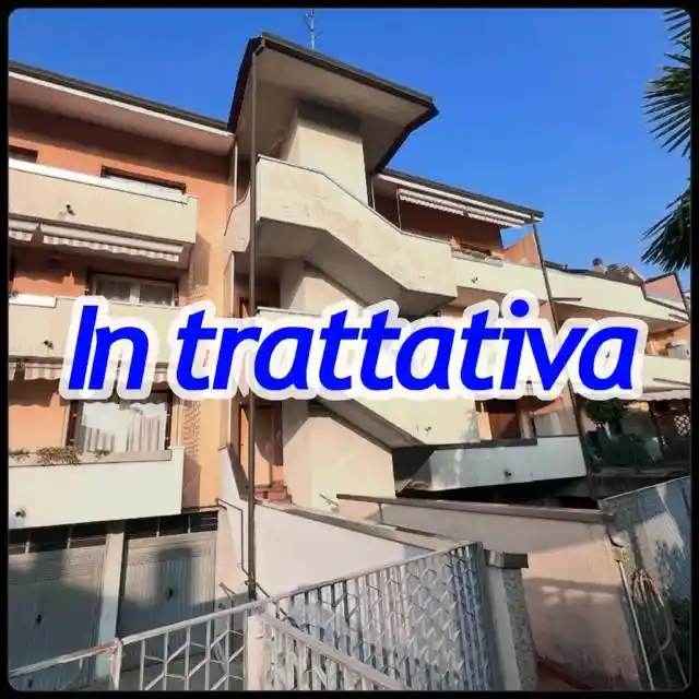 Appartamento in vendita a Garbagnate Milanese