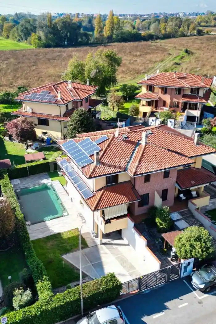 Villa bifamiliare via Antonio Gramsci 28, Centro, Colturano - foto 2