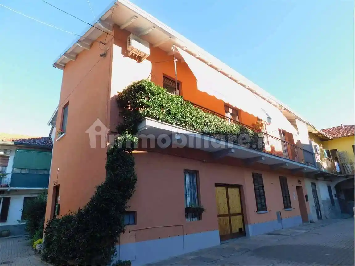 Casa indipendente in vendita a Somma Lombardo