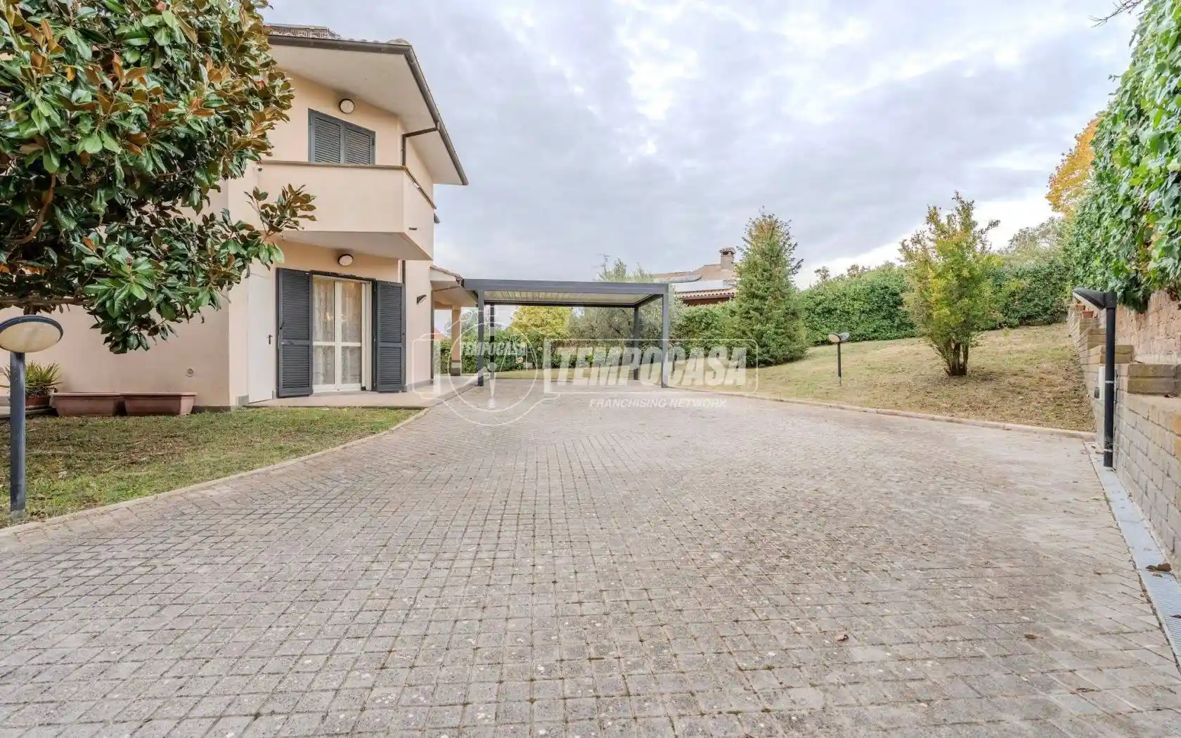 Villa in vendita a Vetralla