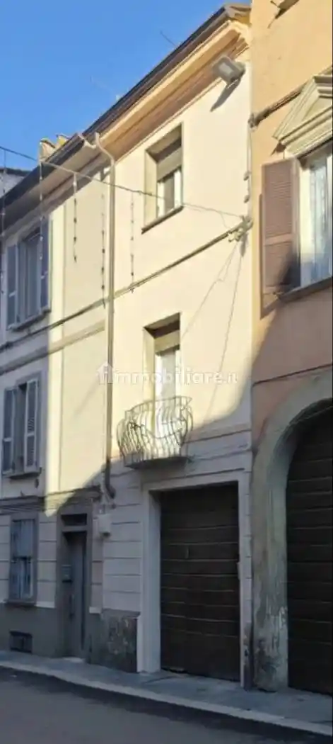 Casa indipendente in vendita a Piacenza