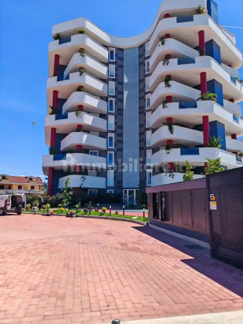 Appartamento in vendita a Guidonia Montecelio