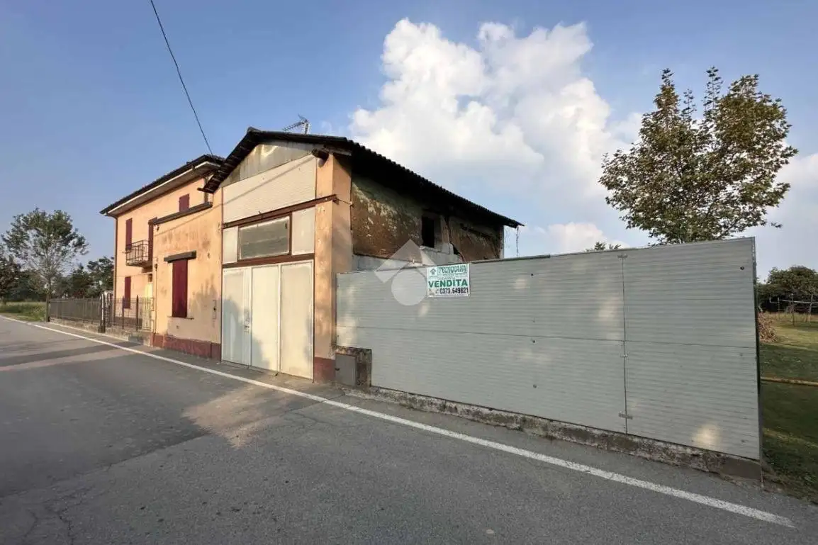 Rustico - Casale in vendita a Bagnolo Cremasco