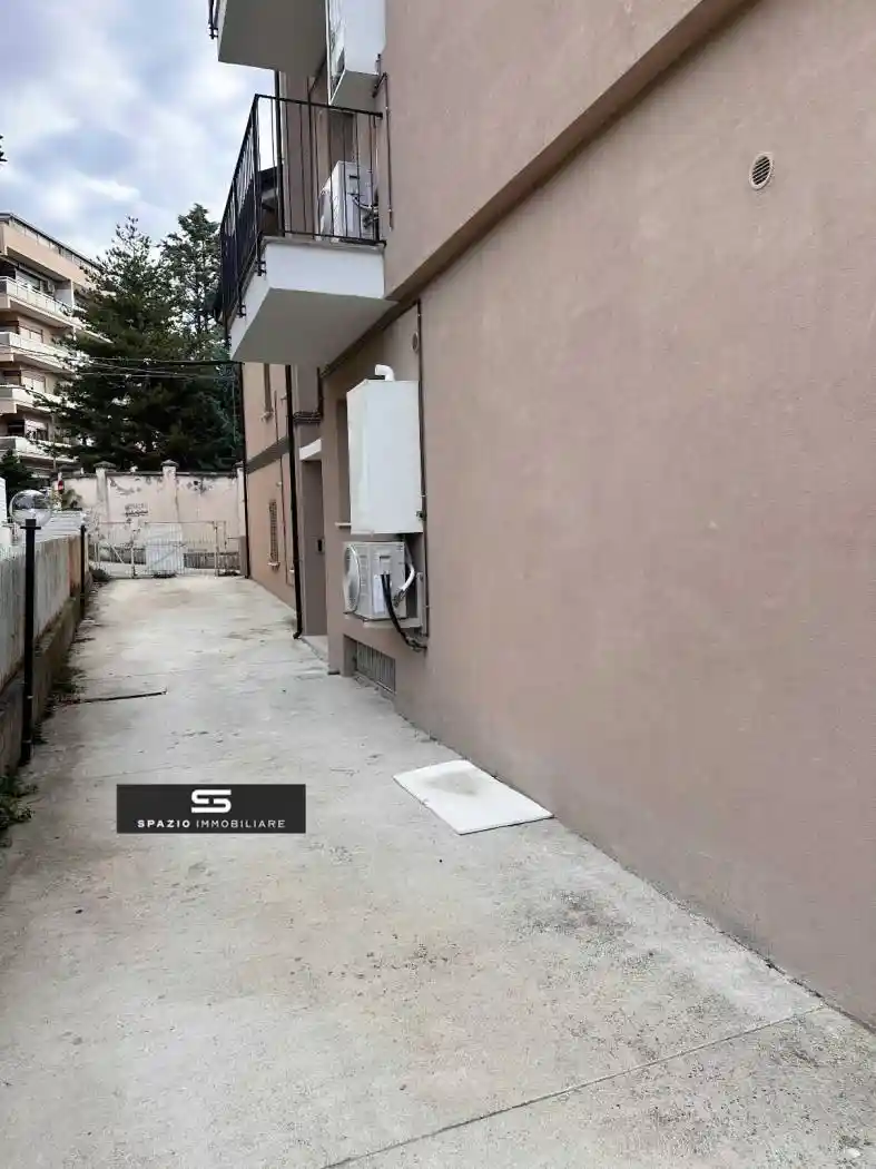 Bilocale via Luigi Cadorna 39, Centro, Teramo - foto 2