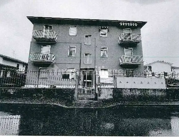 Appartamento in asta a Gerenzago