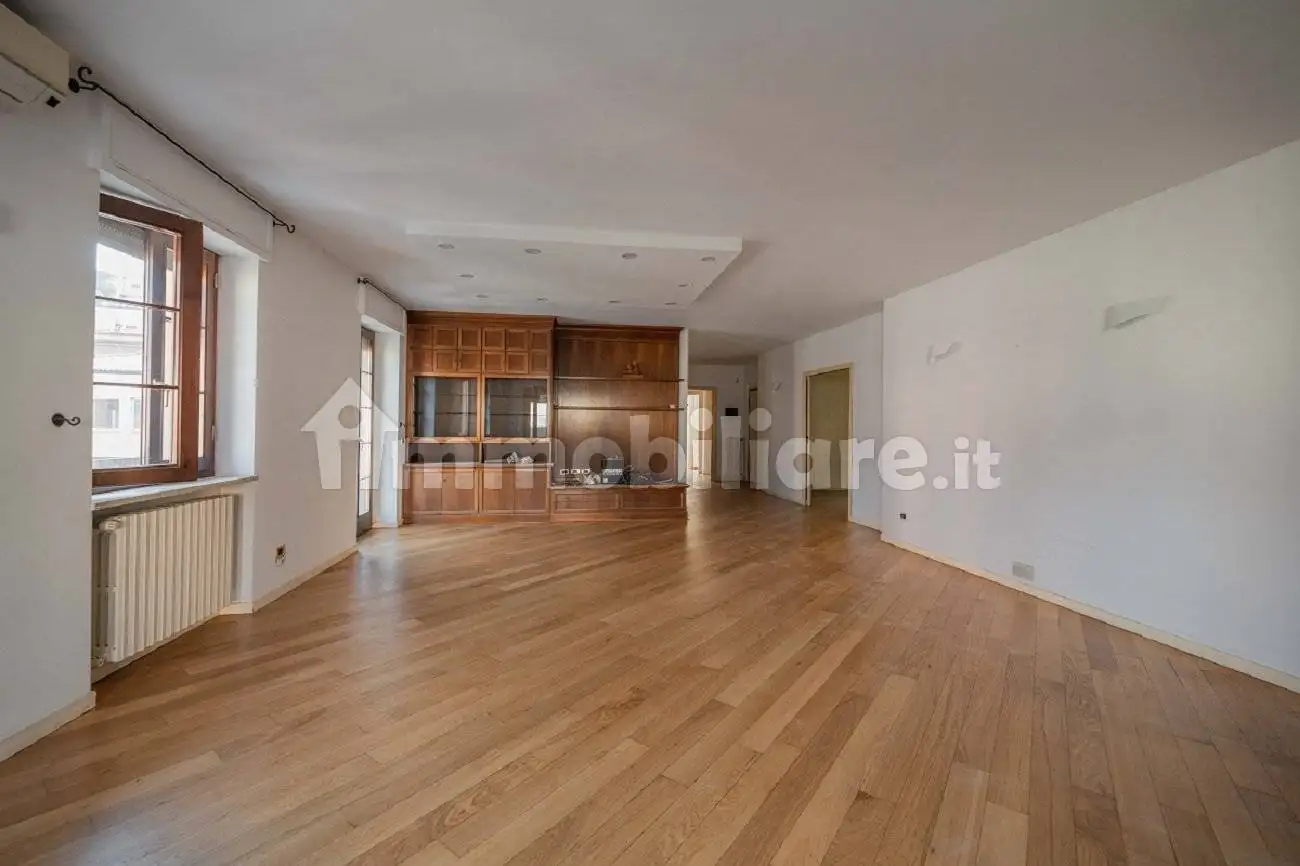 Appartamento in vendita a Brescia