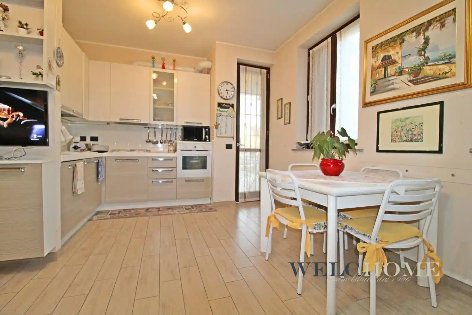 Trilocale piazza del Popolo, Centro, Arluno - foto 2