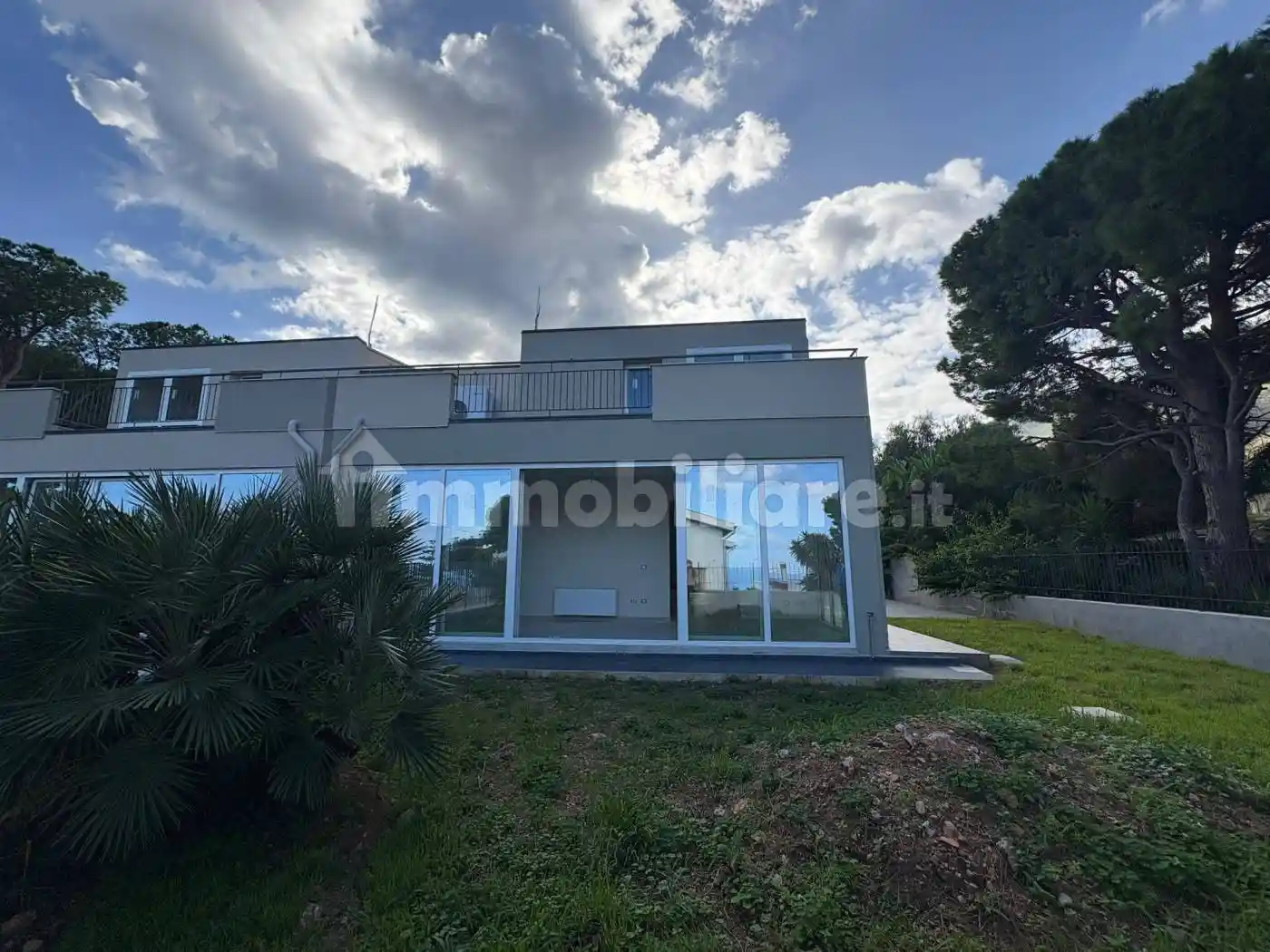 Villa in vendita a Altavilla Milicia