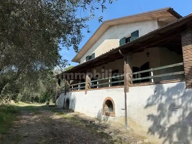 Villa in vendita a Misano Adriatico
