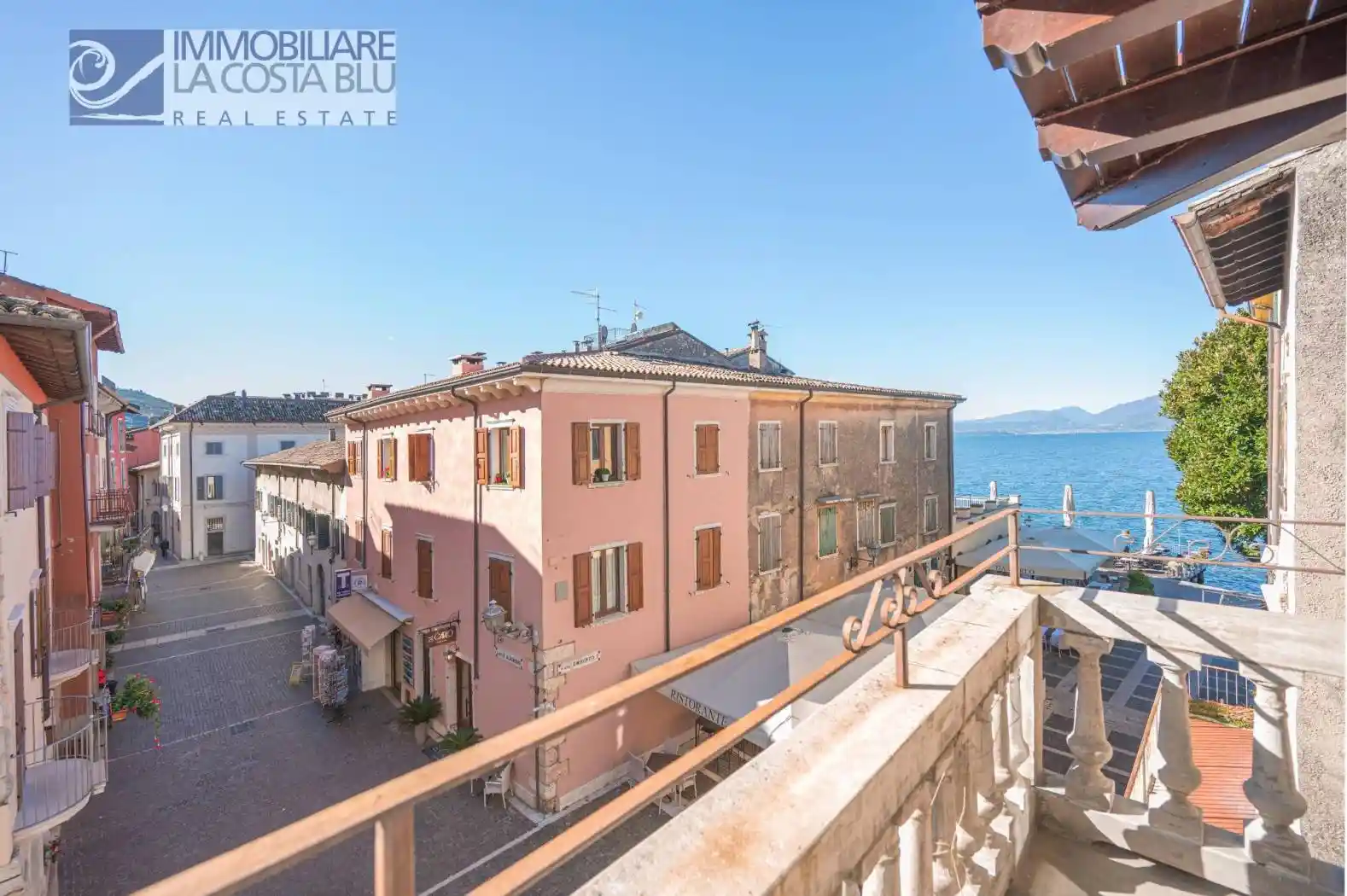 Appartamento in vendita a Torri del Benaco