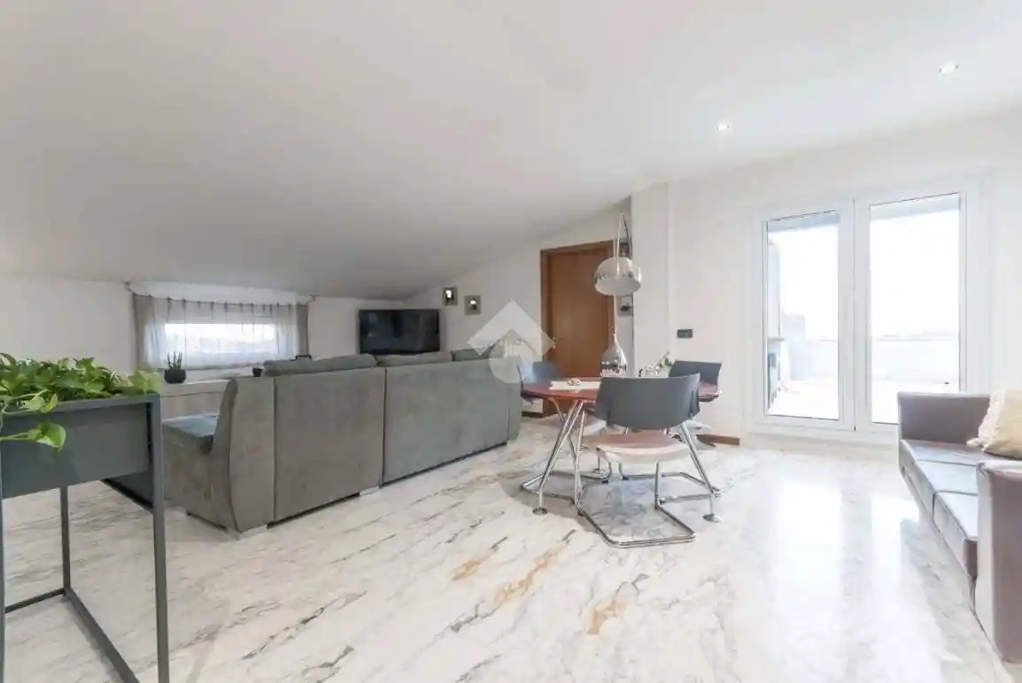 Attico - Mansarda - foto 2