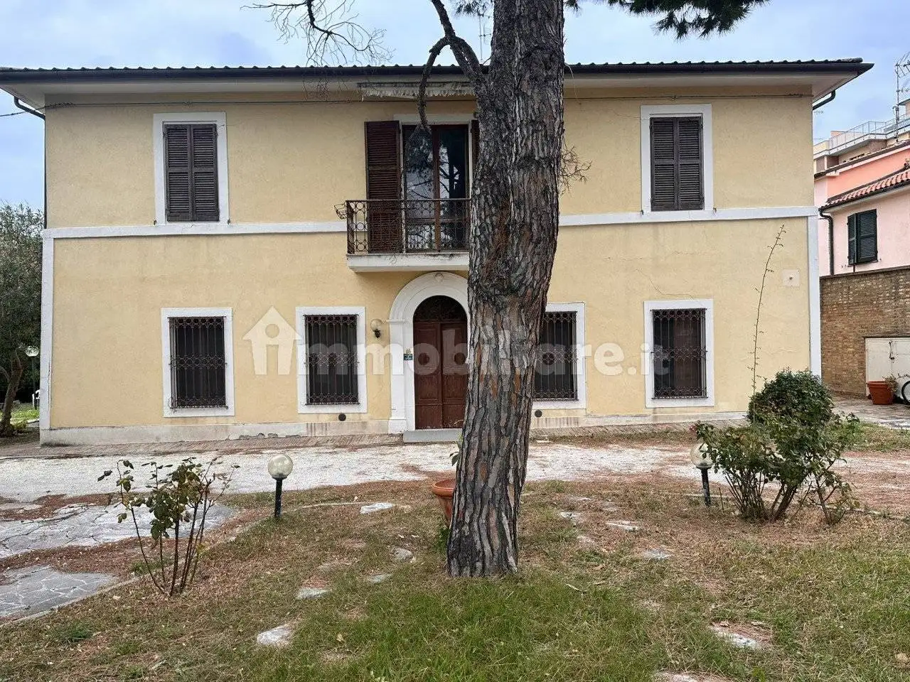 Villa in vendita a Ancona