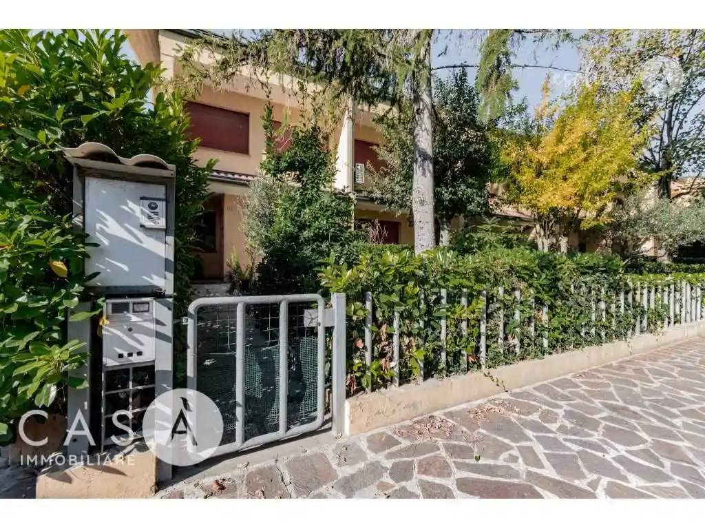 Villetta a schiera - foto 2