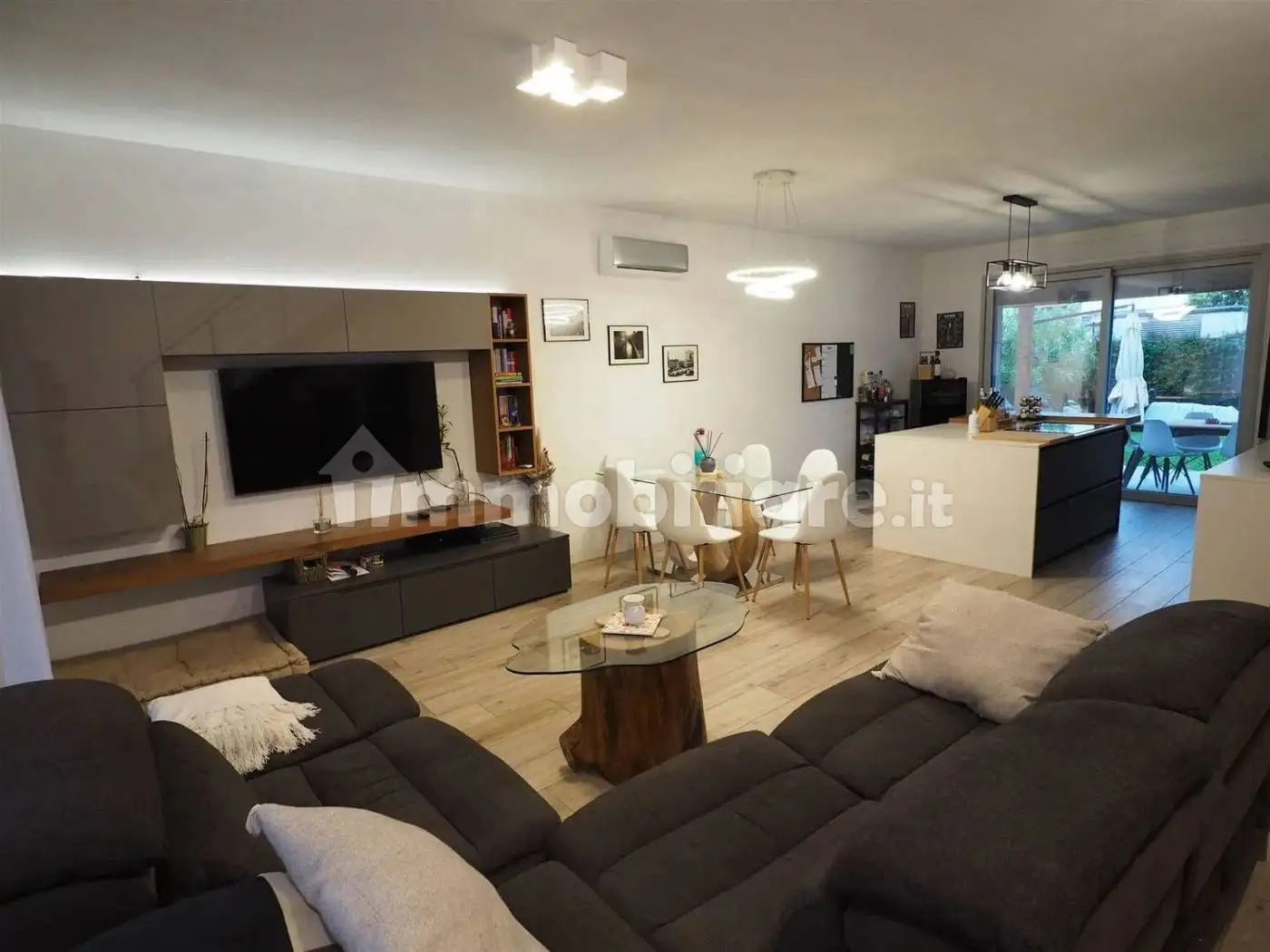 Villa in vendita a Pistoia