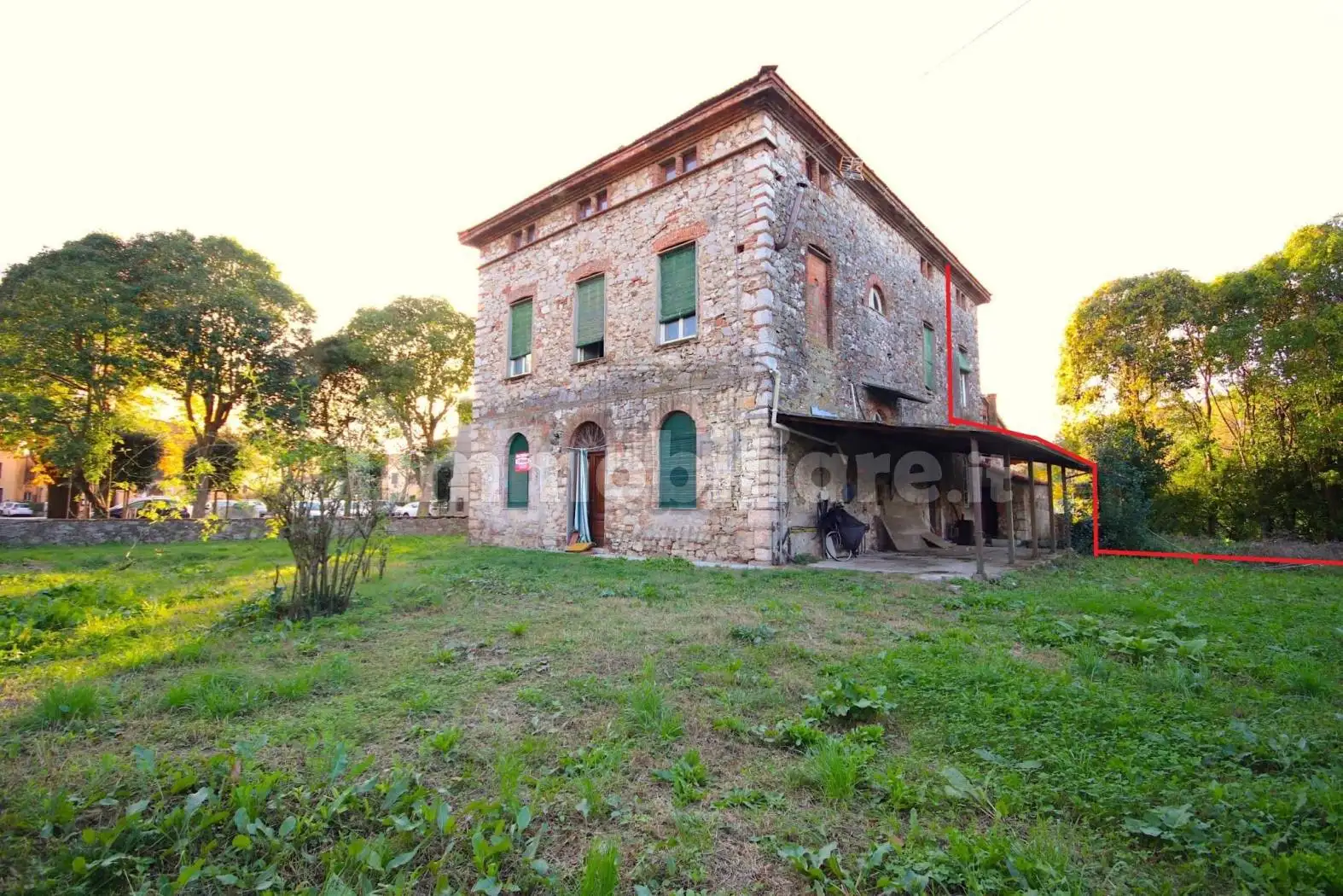 Rustico - Casale in vendita a Lucca