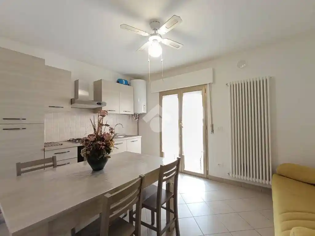 Bilocale via Umbria 6, Centro, Pineto - foto 5