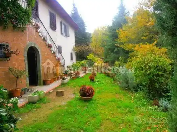 Villa in vendita a Dicomano