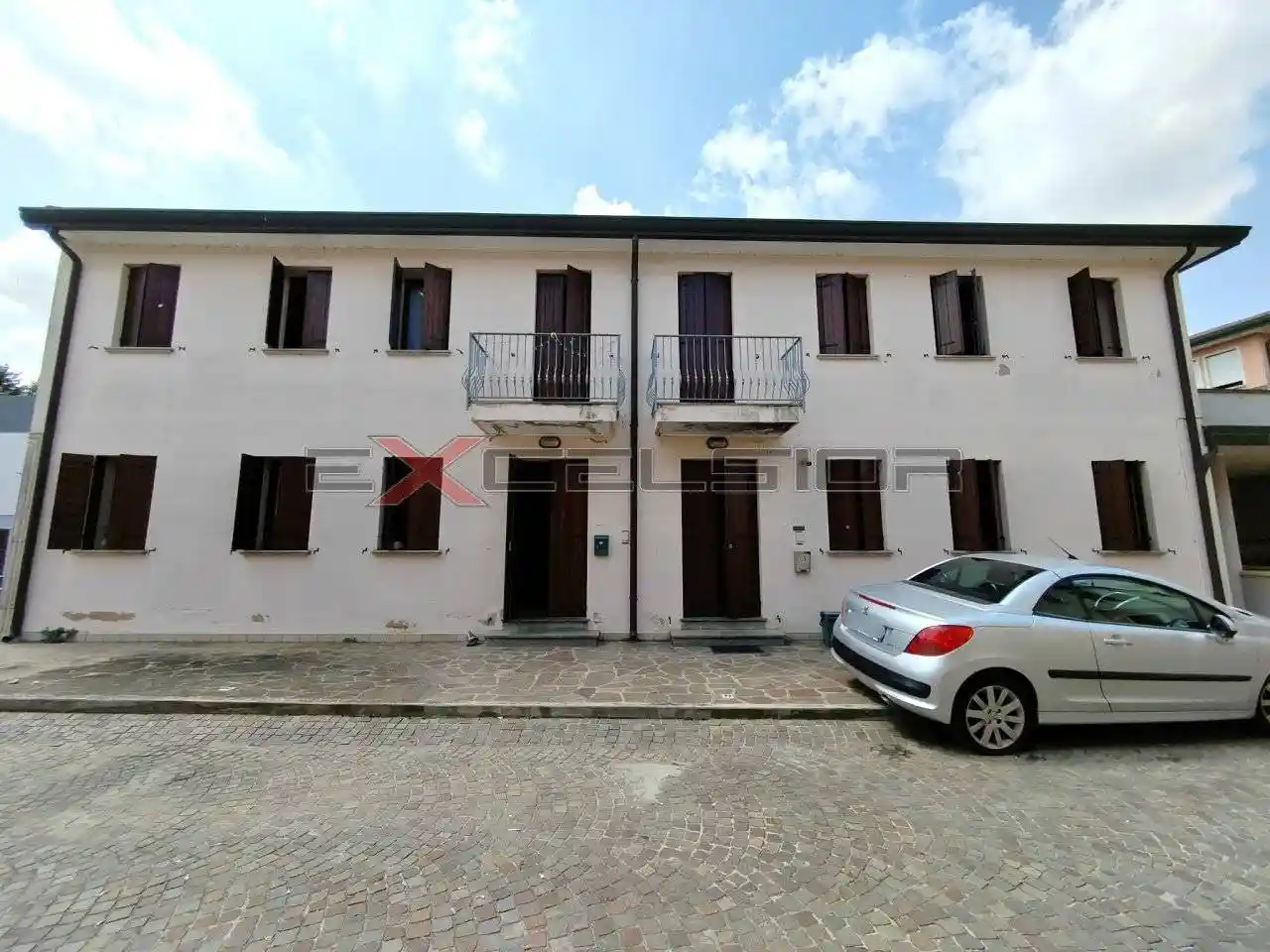 Palazzo - Edificio in vendita a Cavarzere