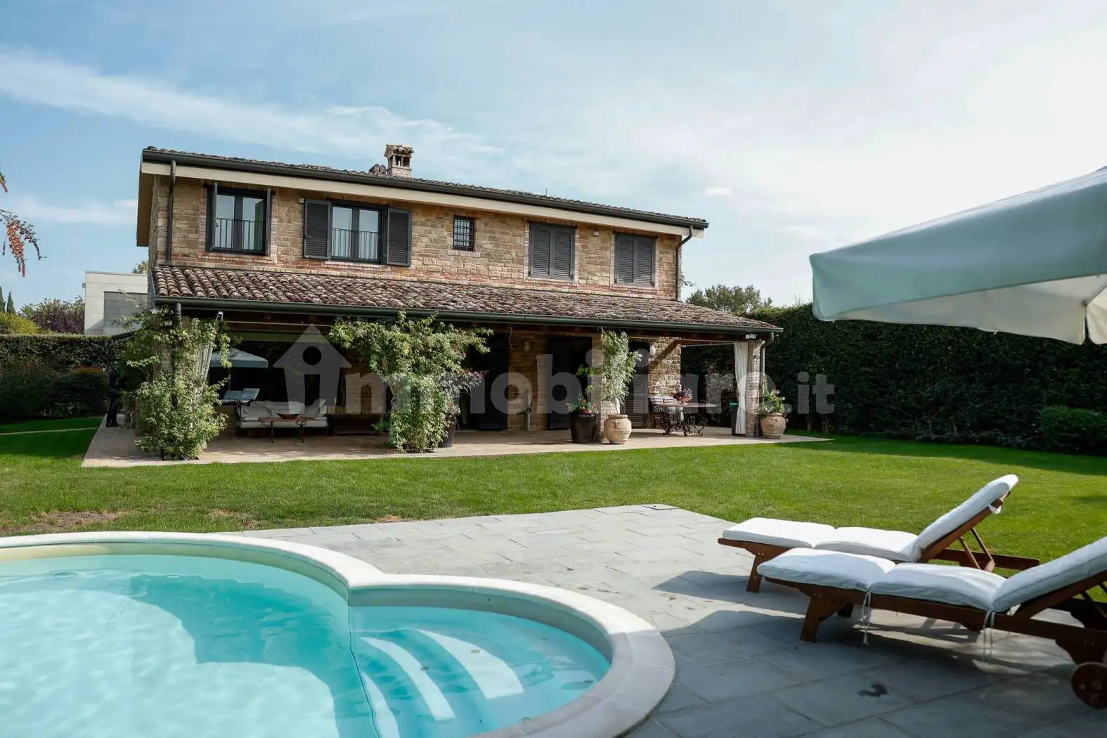 Villa in vendita a Parma