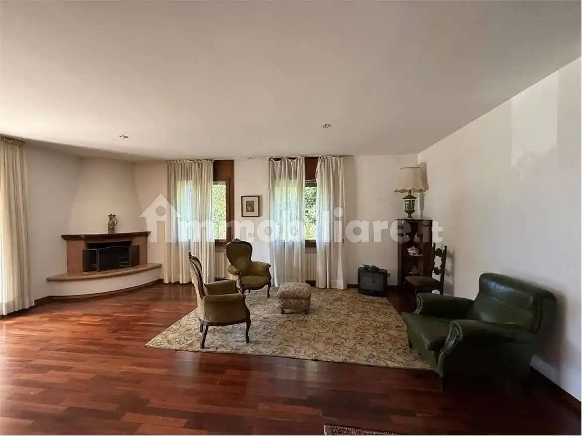 Villa in vendita a Montebelluna