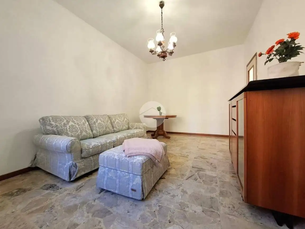 Appartamento in vendita a Voghera