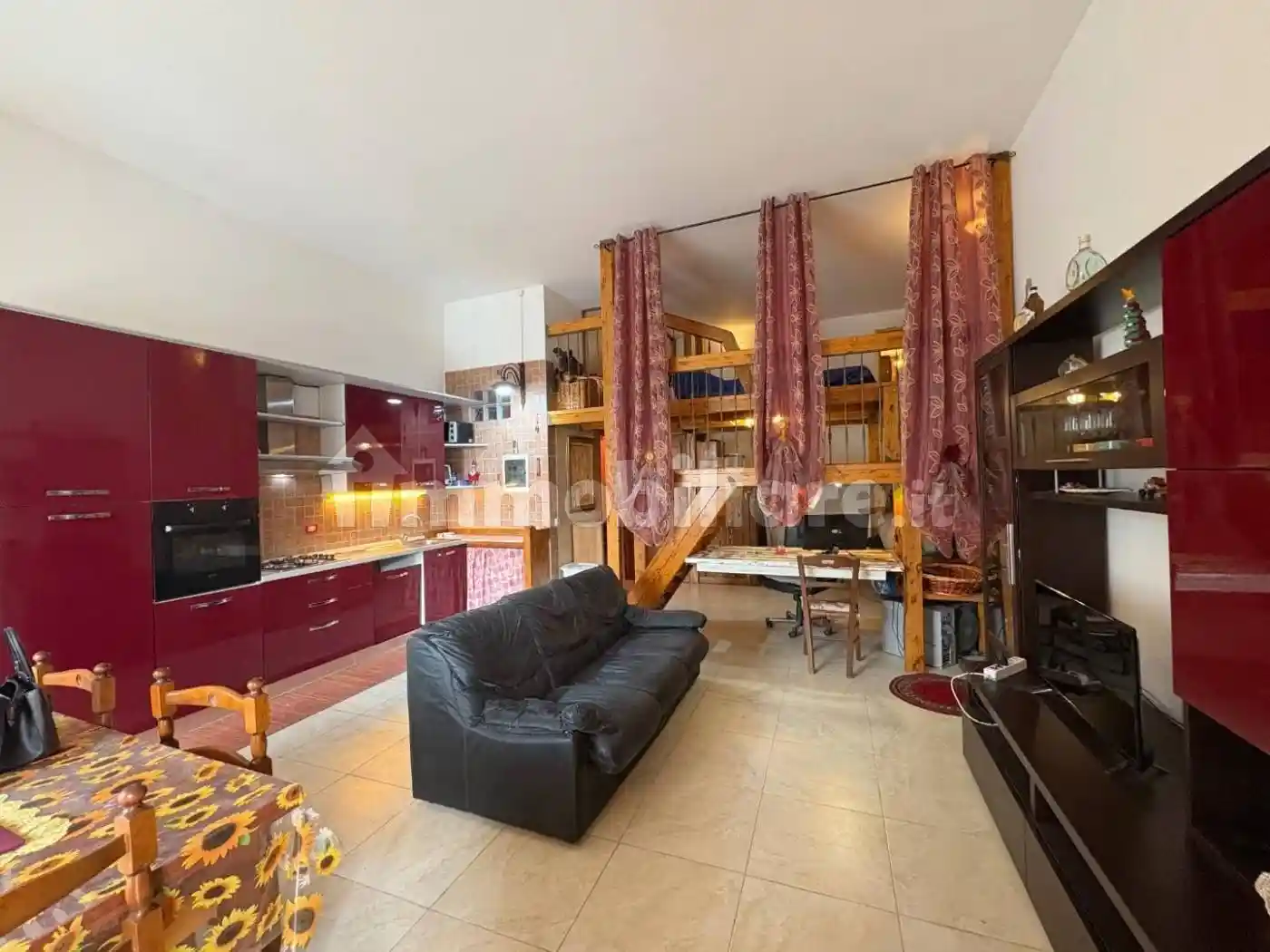 Loft in vendita a Collesalvetti