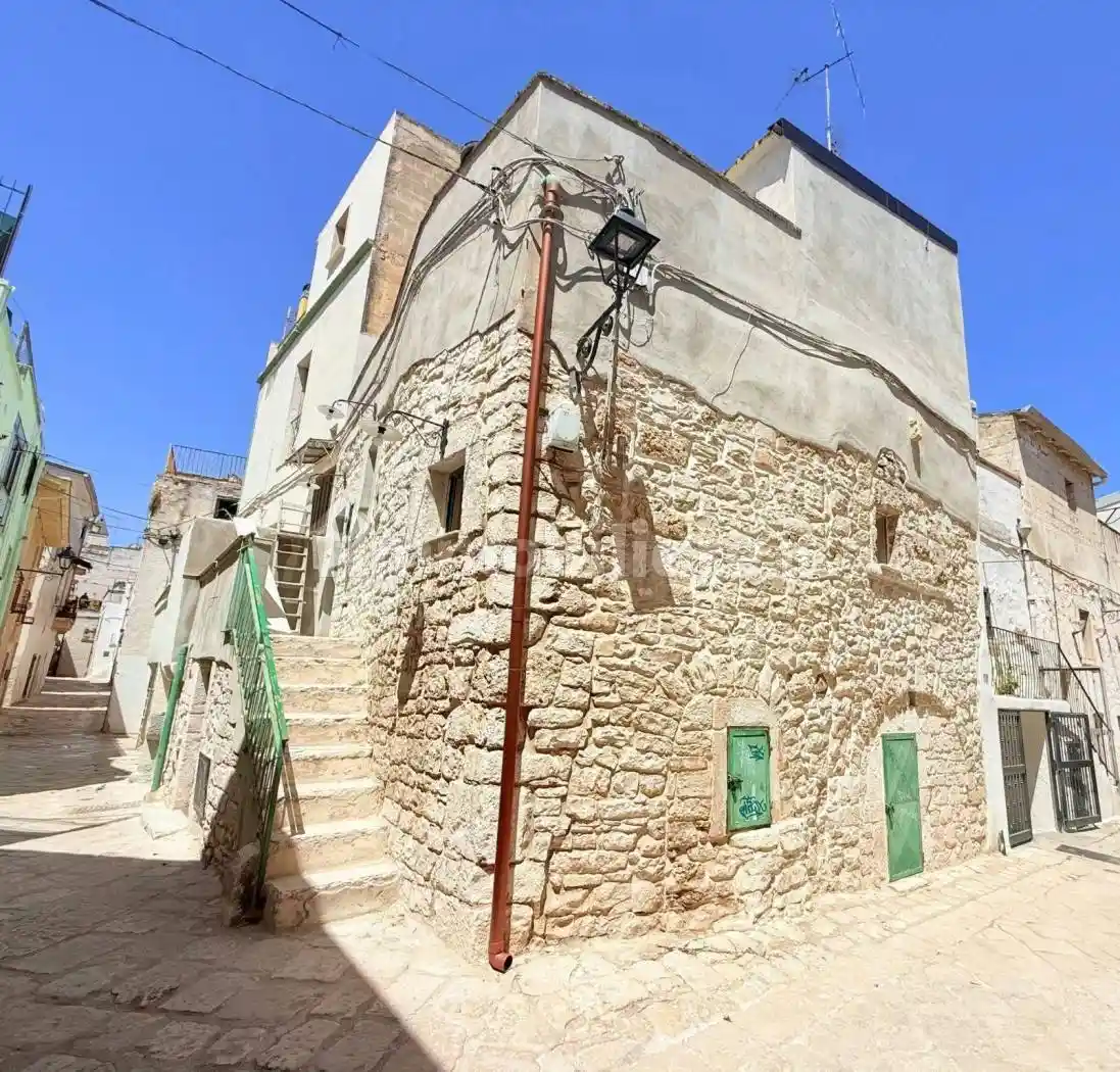 Casa indipendente in vendita a Cassano delle Murge