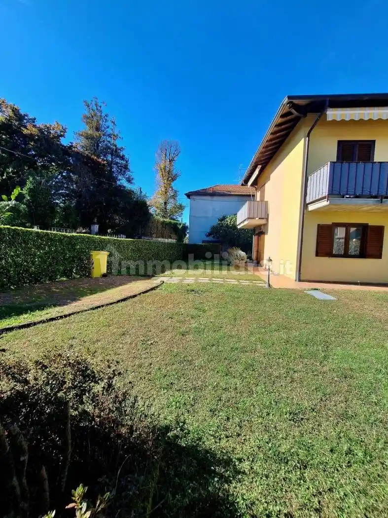 Appartamento in vendita a Mornago