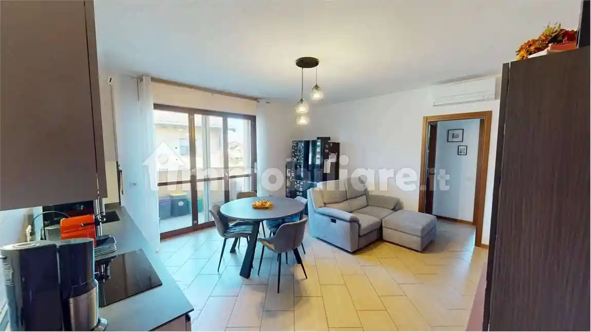 Appartamento in vendita a Bregnano