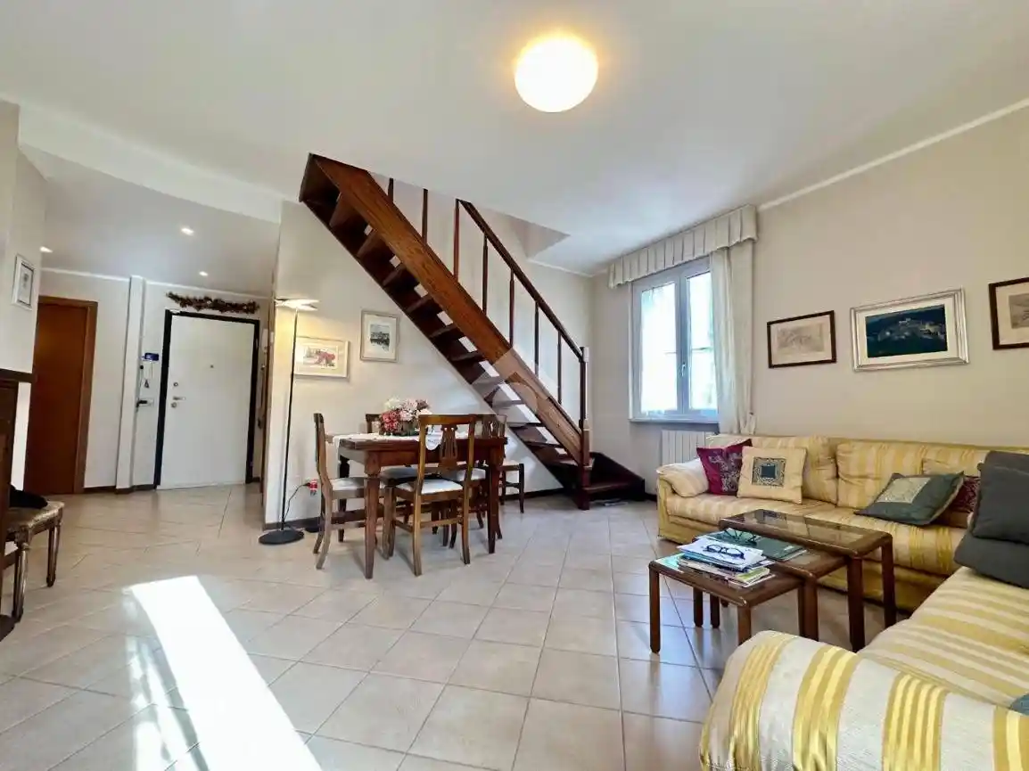 Appartamento in vendita a Ameglia