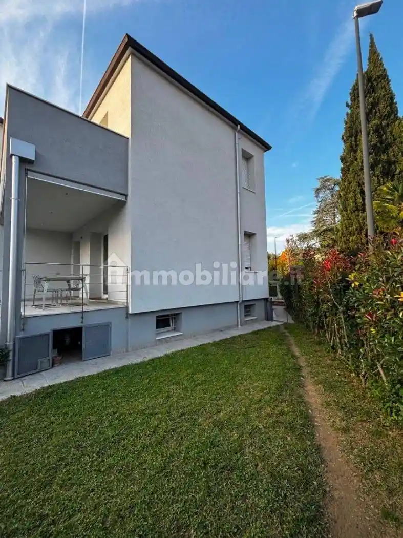 Villa bifamiliare viale Fratelli Cairoli 79, Eden - Tribunale, Treviso - foto 4