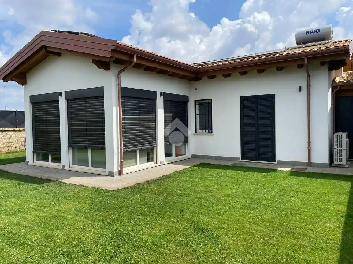 Villa in vendita a Nepi