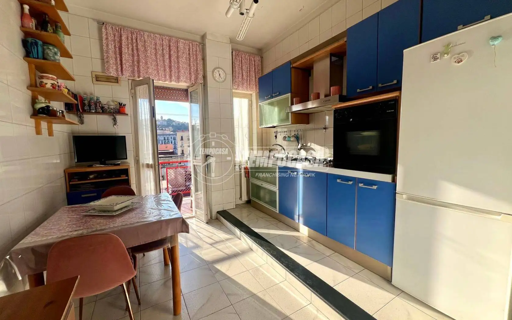 Appartamento in vendita a Napoli