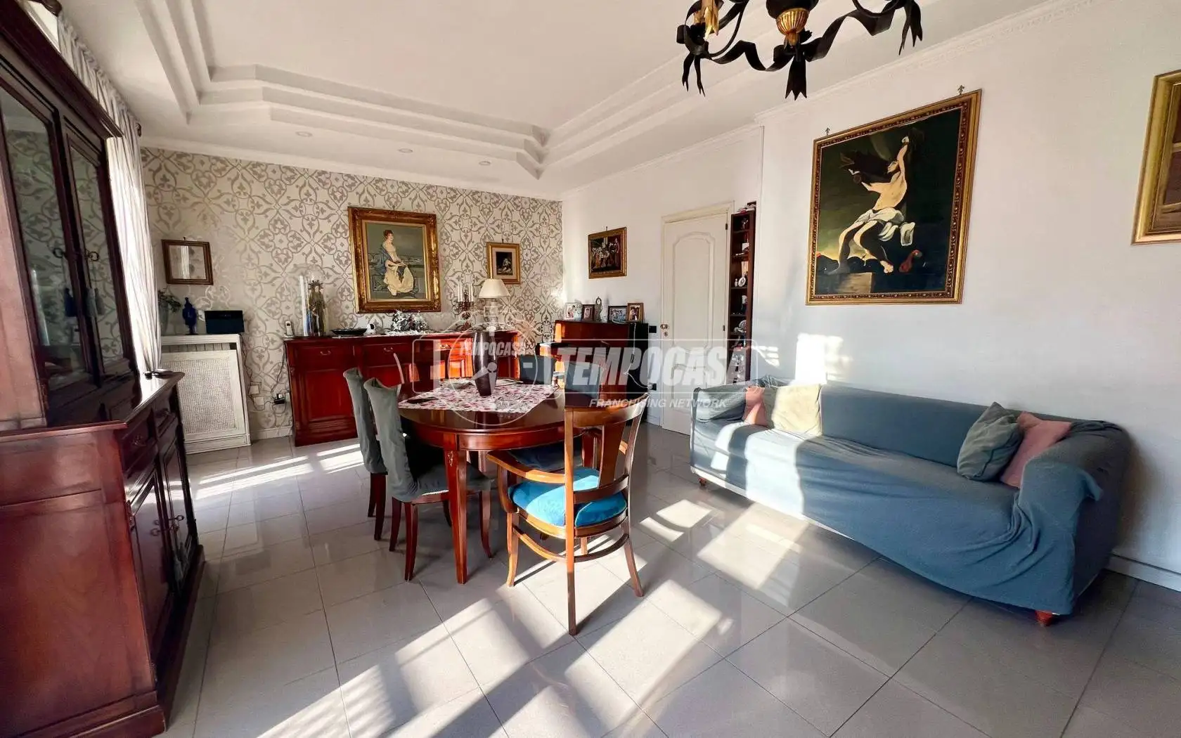 Appartamento in vendita a Napoli