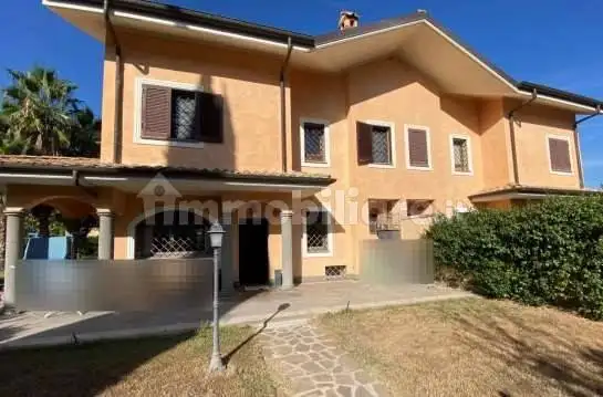 Villa in vendita a Grottaferrata