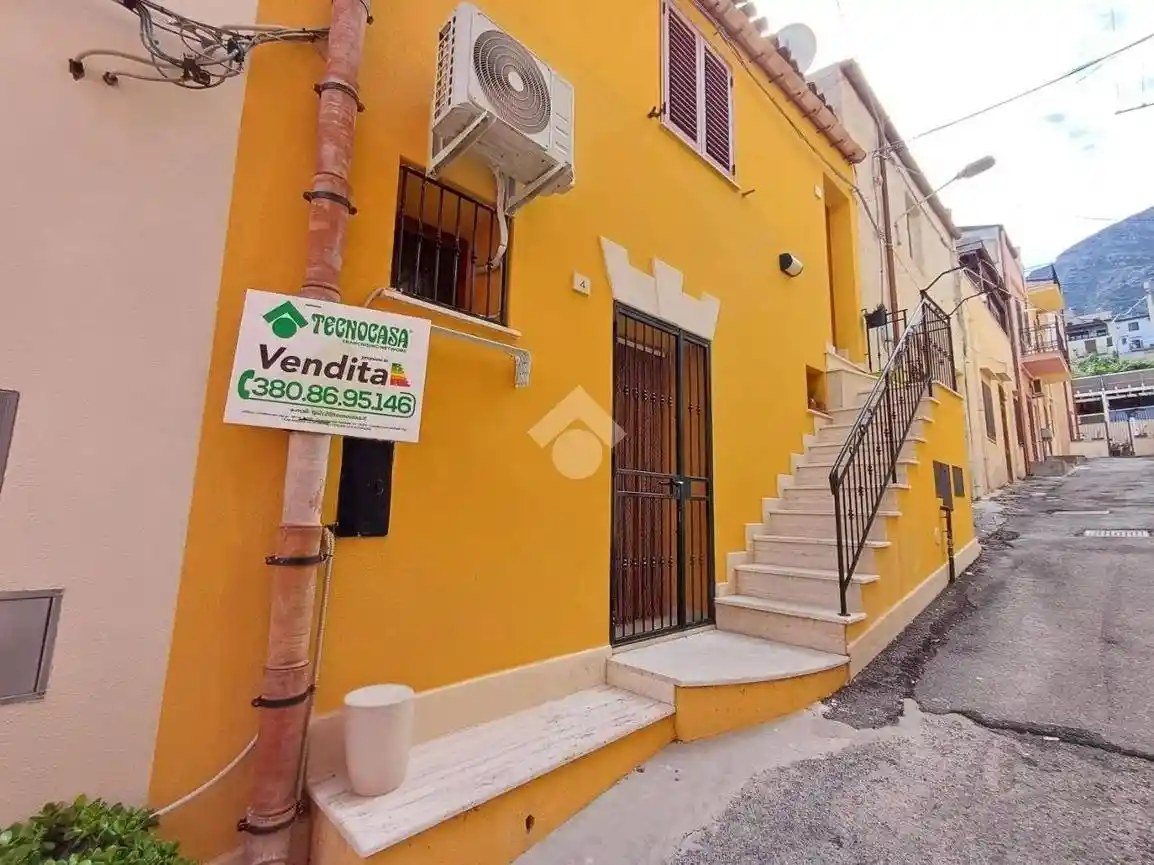 Casa indipendente in vendita a Castellammare del Golfo