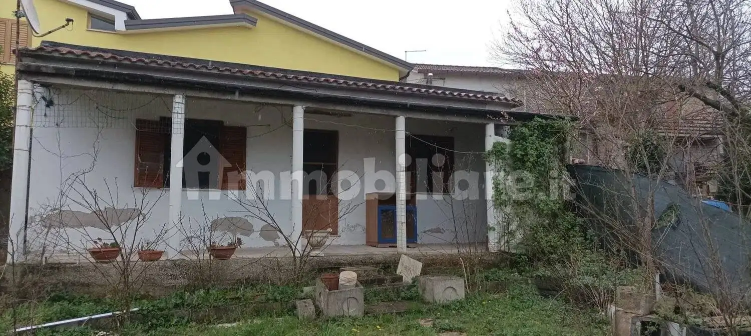 Villa in vendita a Rocca d'Evandro