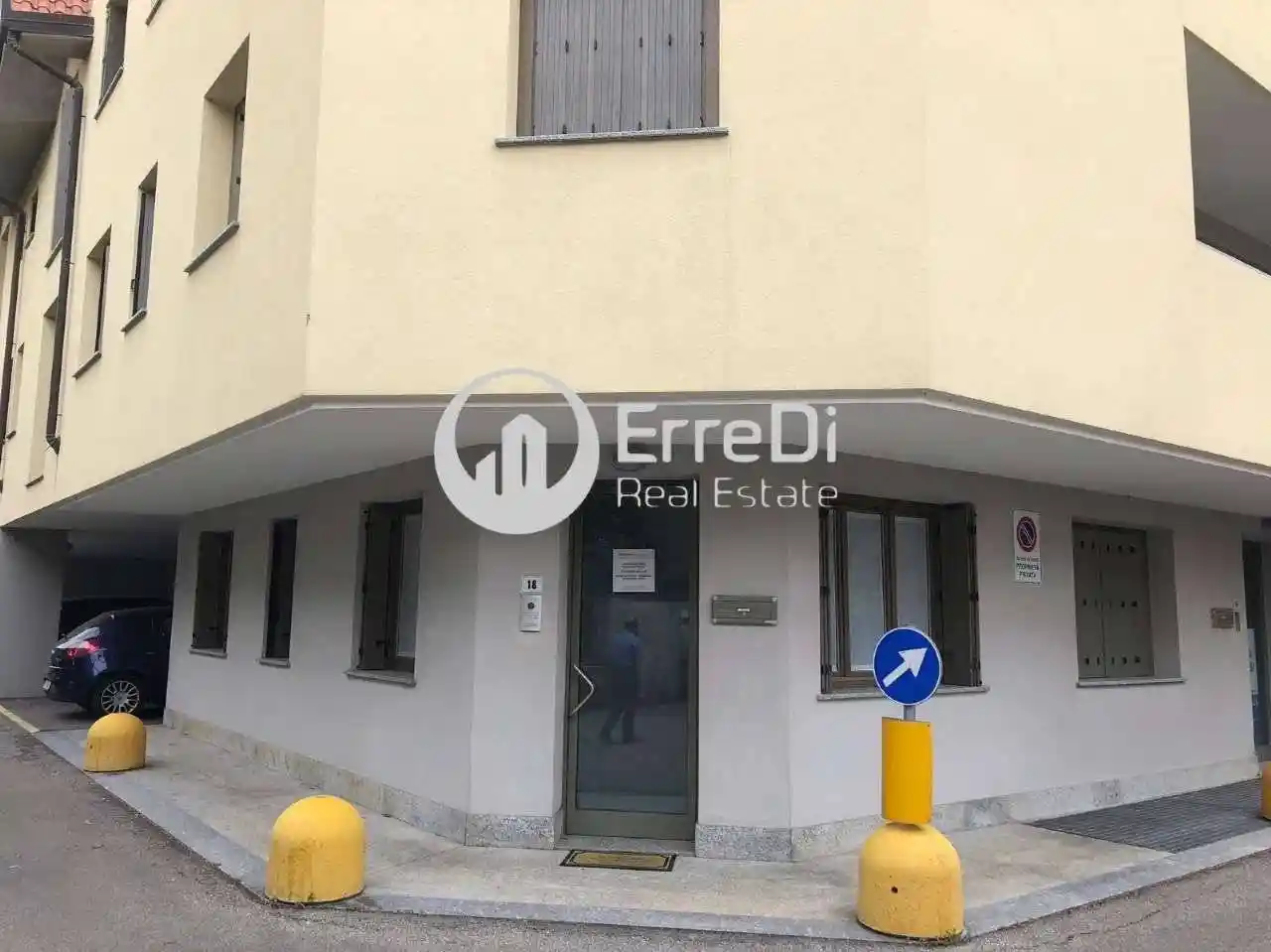 Appartamento in vendita a Garbagnate Milanese