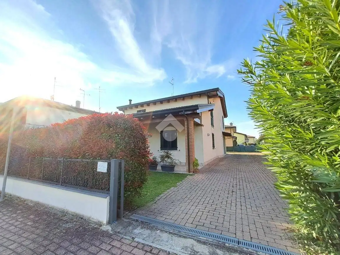 Villa unifamiliare via Alfonso Calcagnini d'este 18, Alfonsine - foto 2