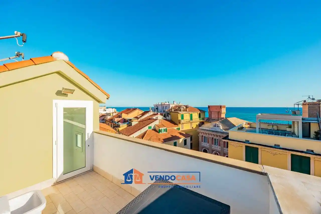 Appartamento in vendita a Varazze